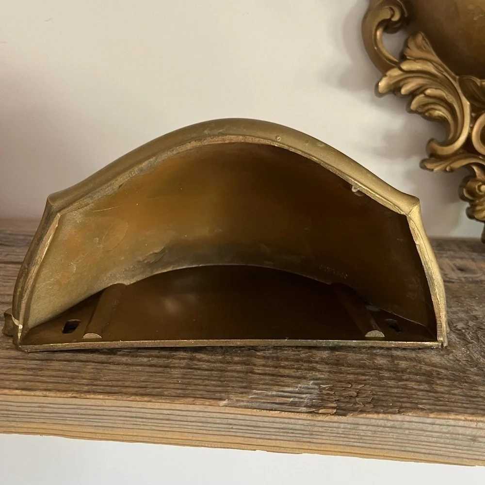 HomeCo ornate gold set of 2 wall pockets